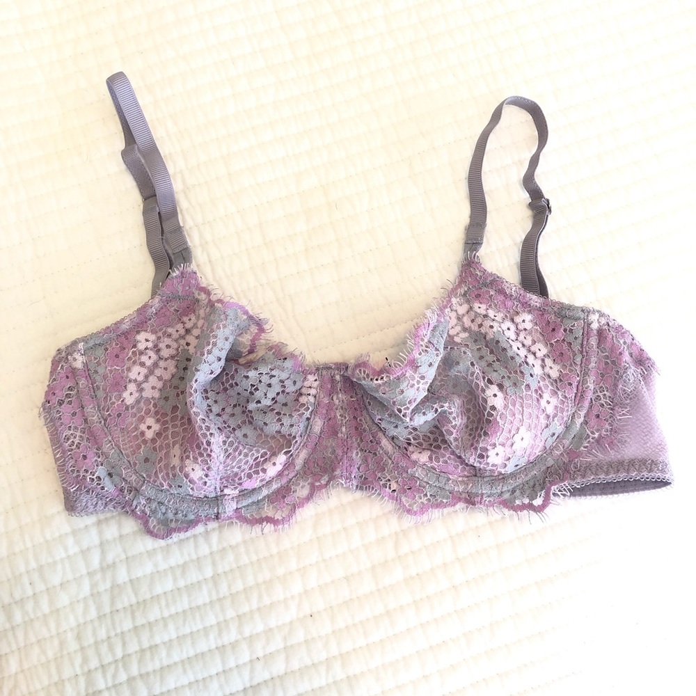 Victoria’s Secret Dream Angels lace bra